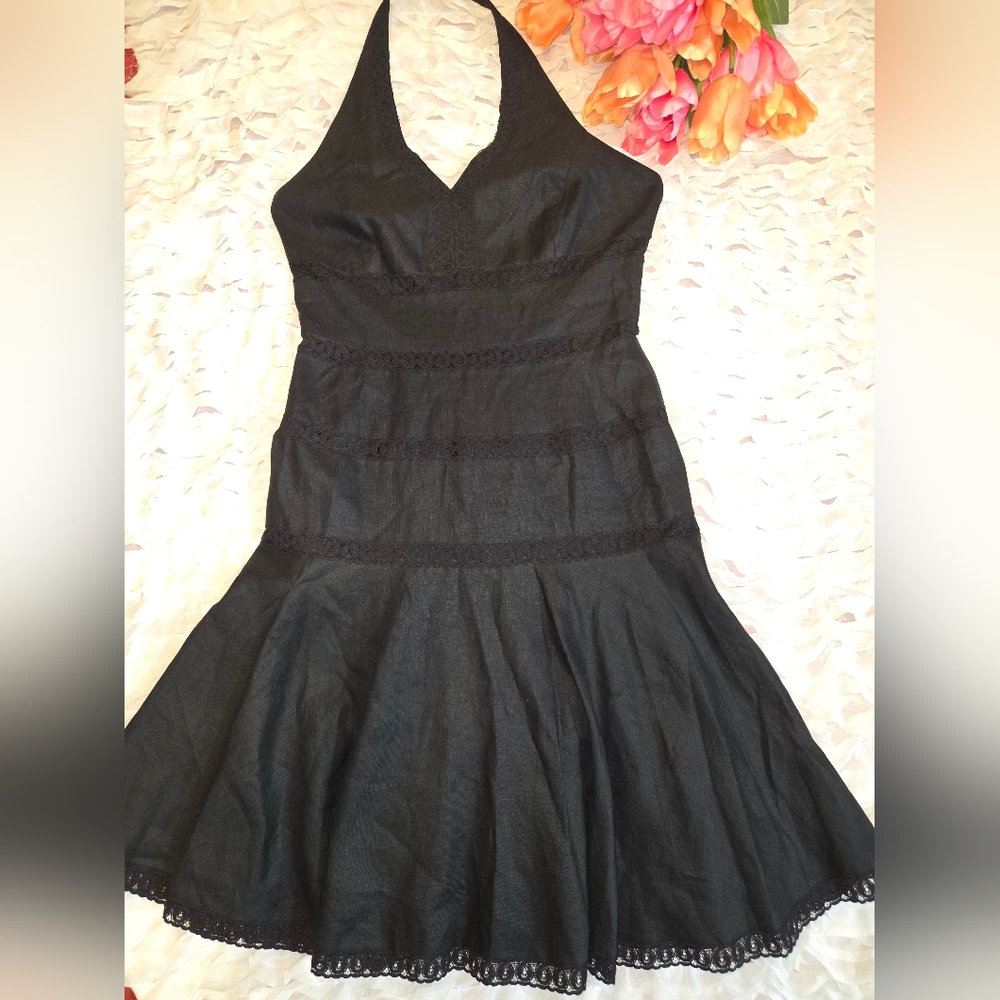 Maggy London Elegant Black Halter Dress - Picture 2 of 4